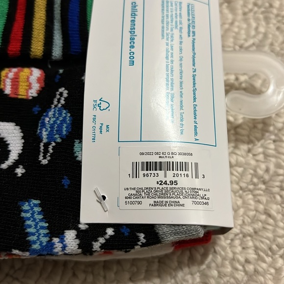 NWT - Toddler Space Themed Ankle Socks with grips- 6 pairs.  Size 6-12 months - Picture 6 of 6